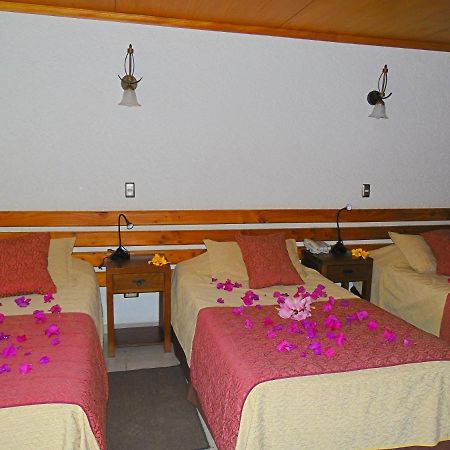 Hotel Puku Vai Hanga Roa Extérieur photo