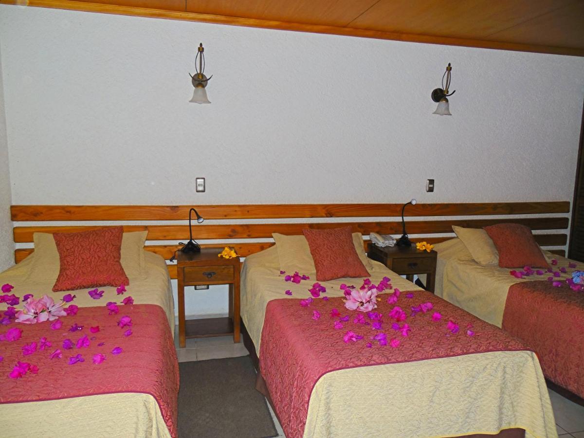 Hotel Puku Vai Hanga Roa Extérieur photo