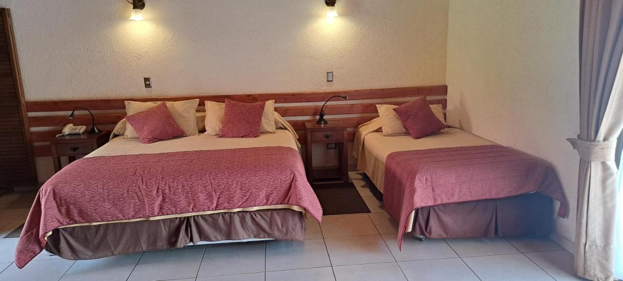 Hotel Puku Vai Hanga Roa Extérieur photo